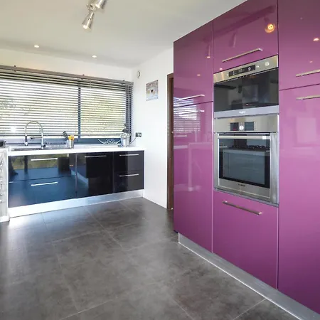 Amazing In With Kitchen